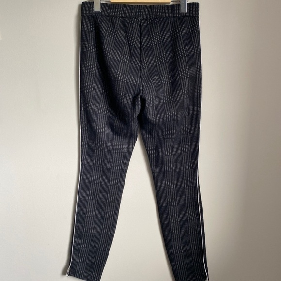 SIMONS Women's Black/Gray Geometric Office Leggings Size Medium Stretchy Pants - Picture 4 of 10